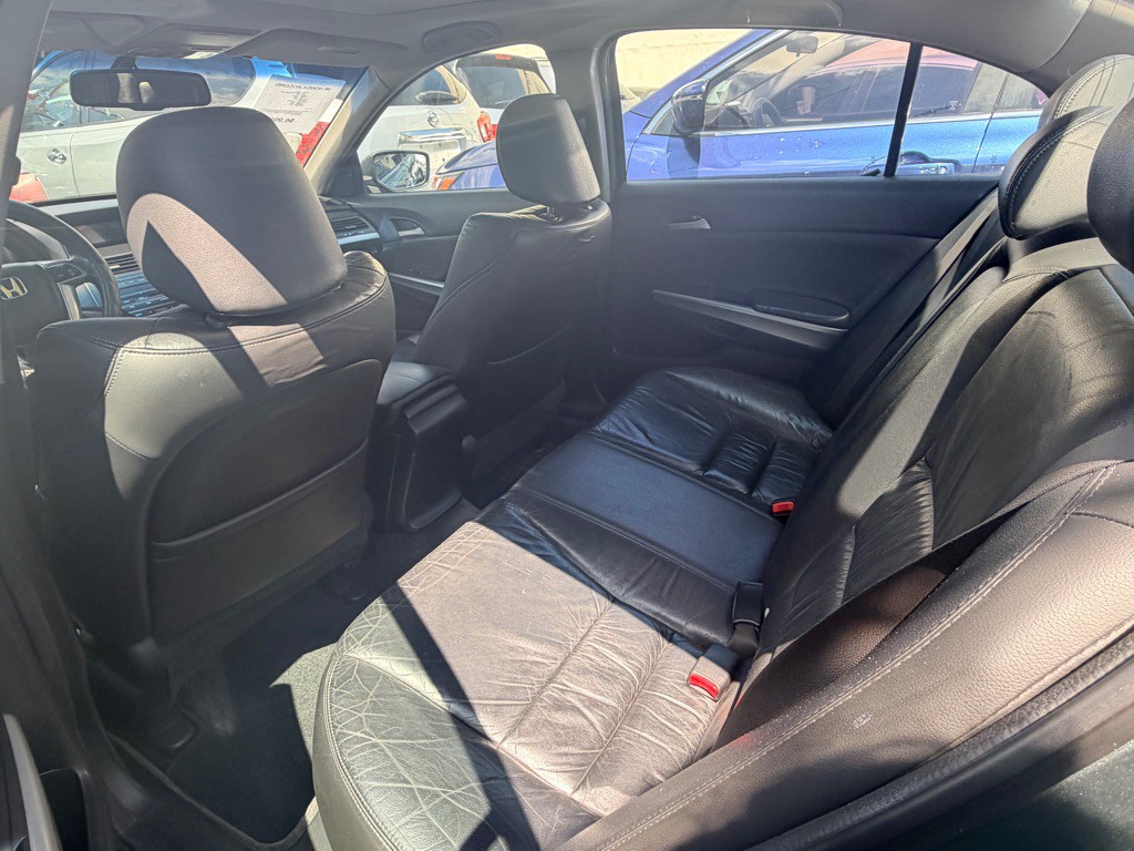 2009 Honda Accord Image 6