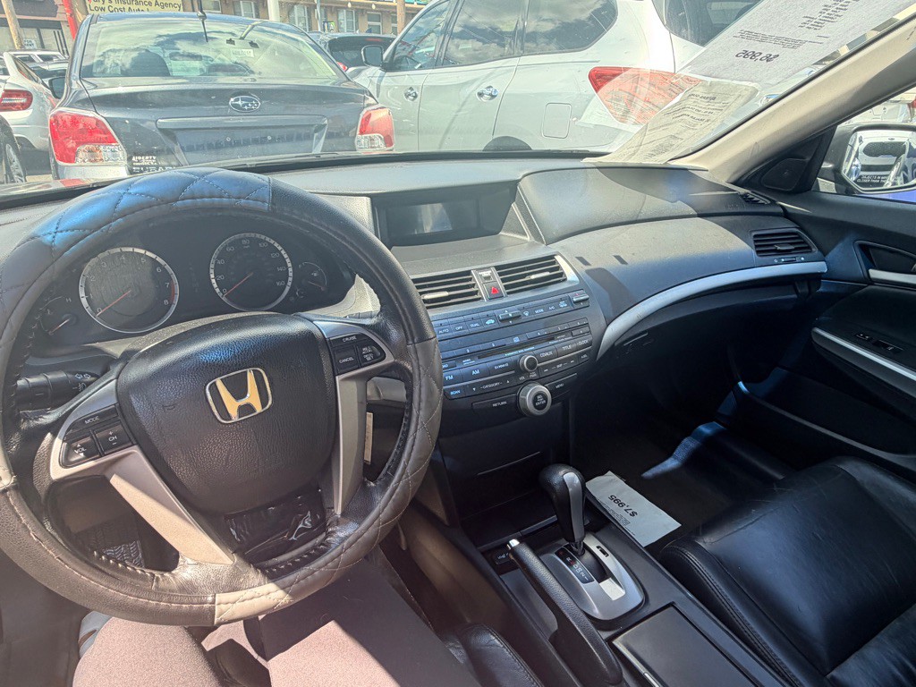 2009 Honda Accord Image 10