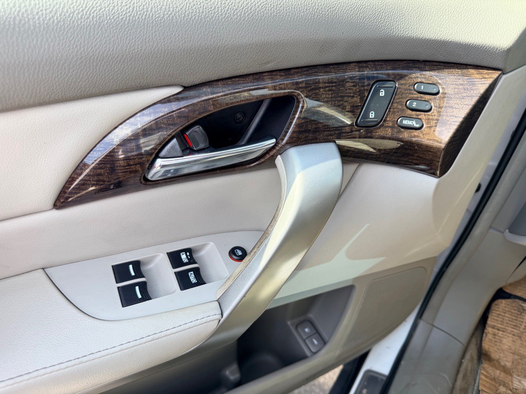 2011 Acura MDX Image 10