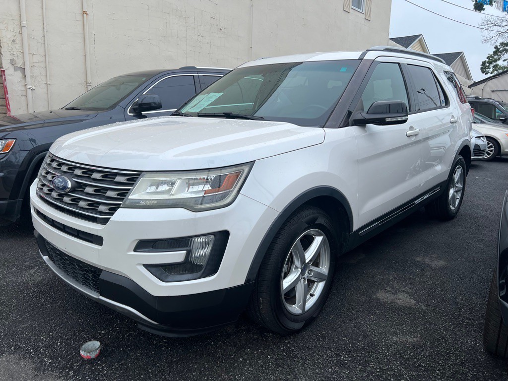 2016 Ford Explorer Image 3