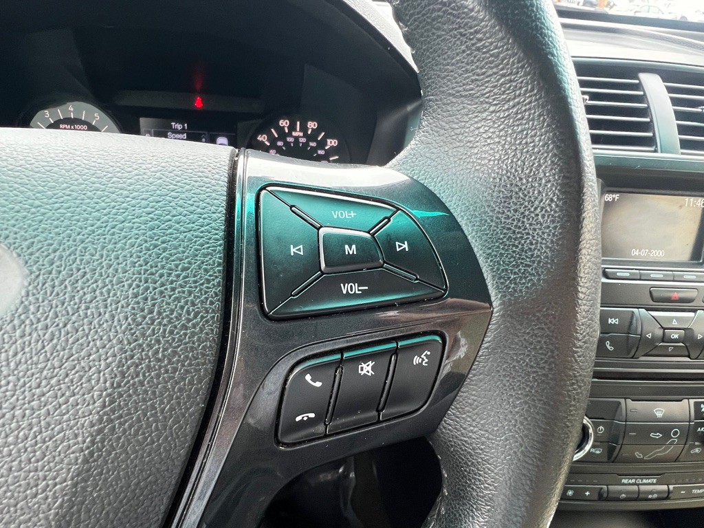 2016 Ford Explorer Image 21