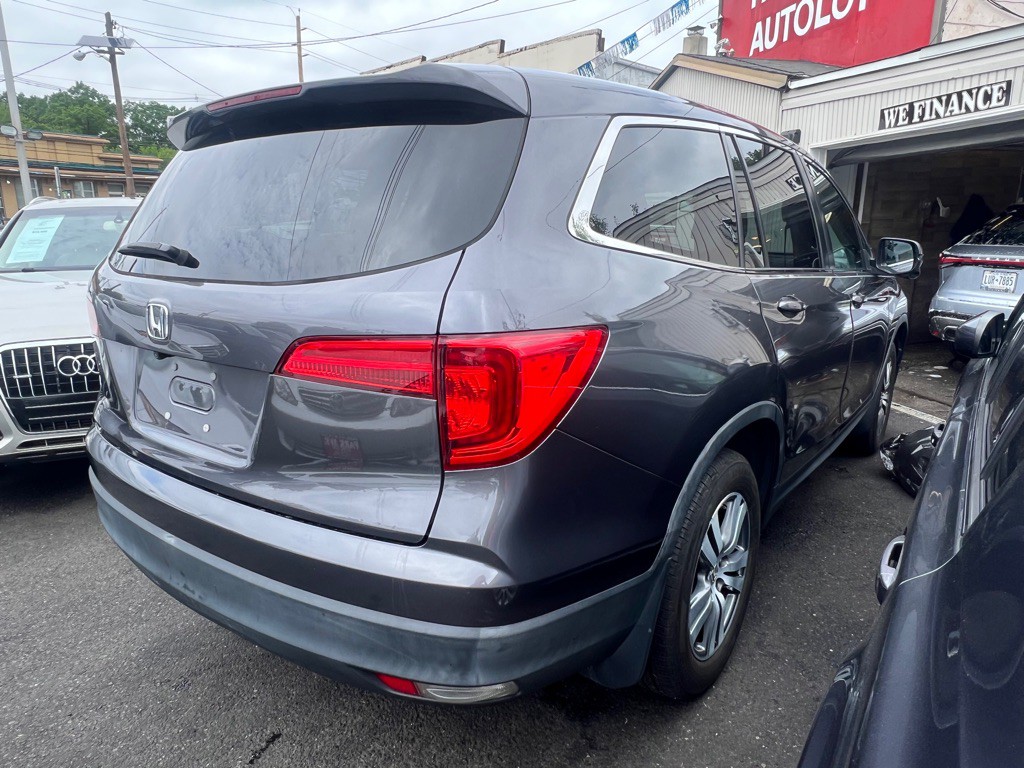 2017 Honda Pilot Image 5