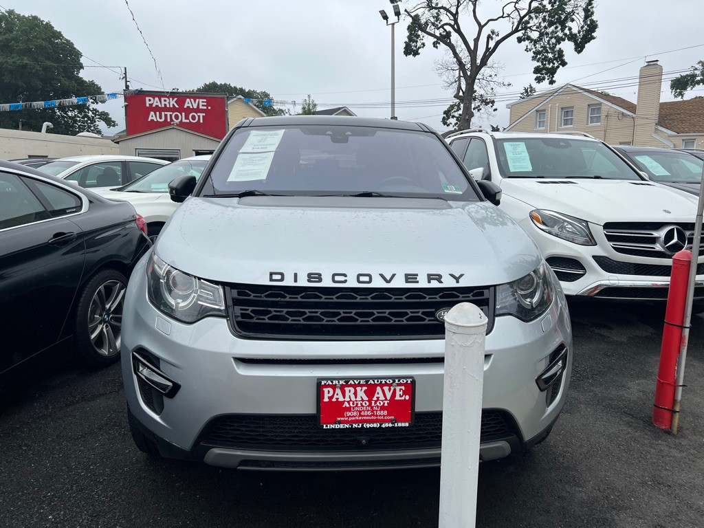 2017 Land Rover Discovery Sport Image 2