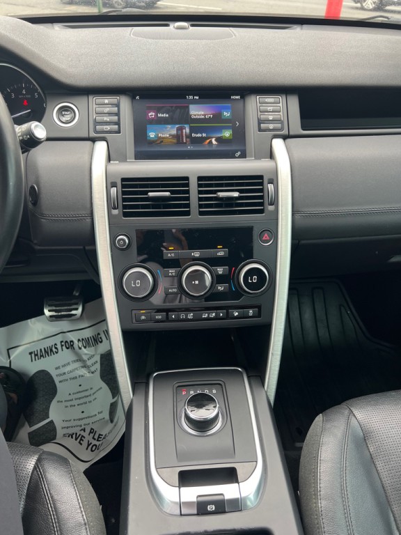 2017 Land Rover Discovery Sport Image 21