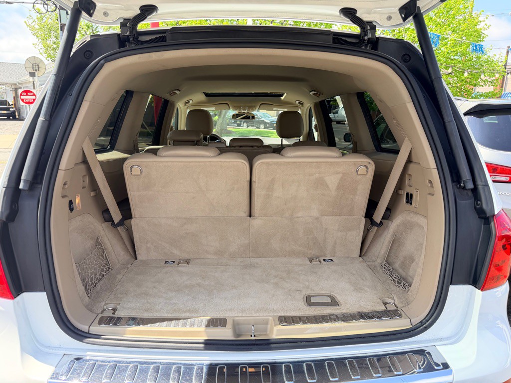 2016 Mercedes-Benz GL-Class Image 8