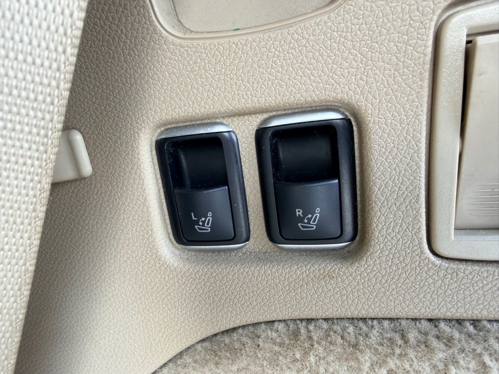 2016 Mercedes-Benz GL-Class Image 10