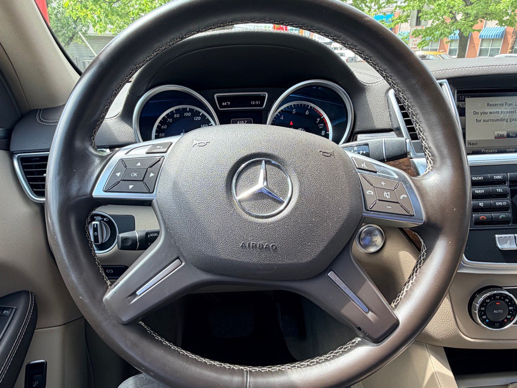 2016 Mercedes-Benz GL-Class Image 21