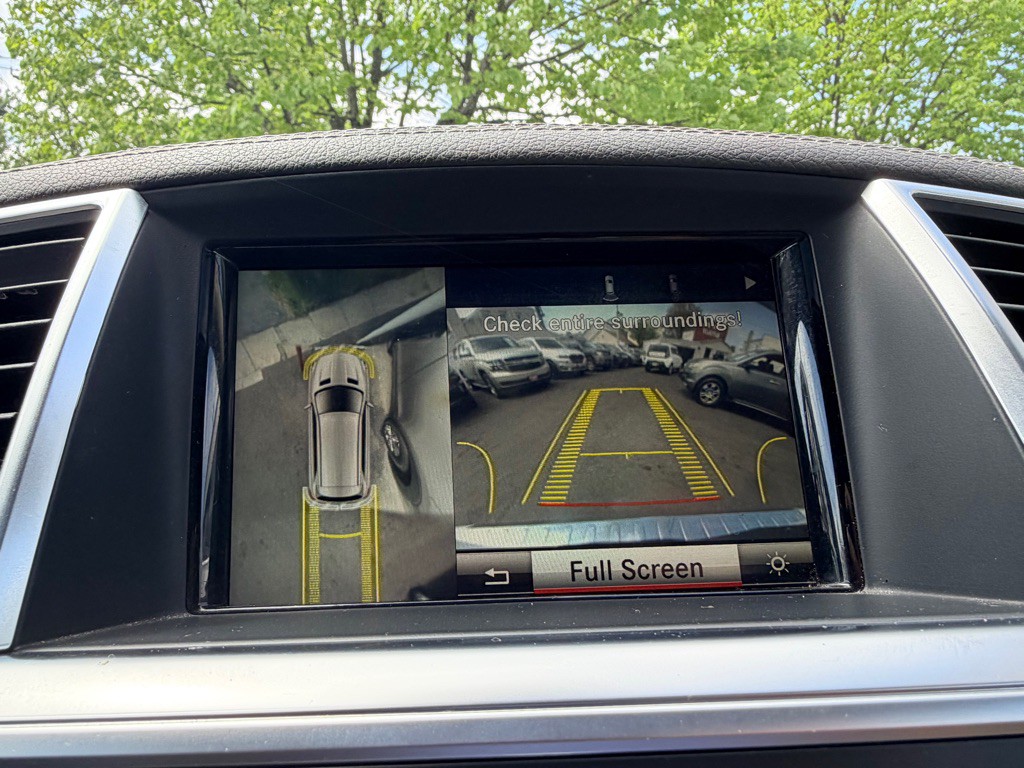 2016 Mercedes-Benz GL-Class Image 61