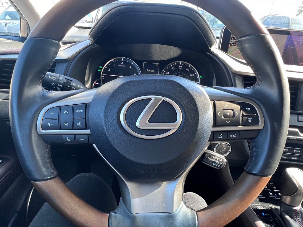 2016 Lexus RX Image 16