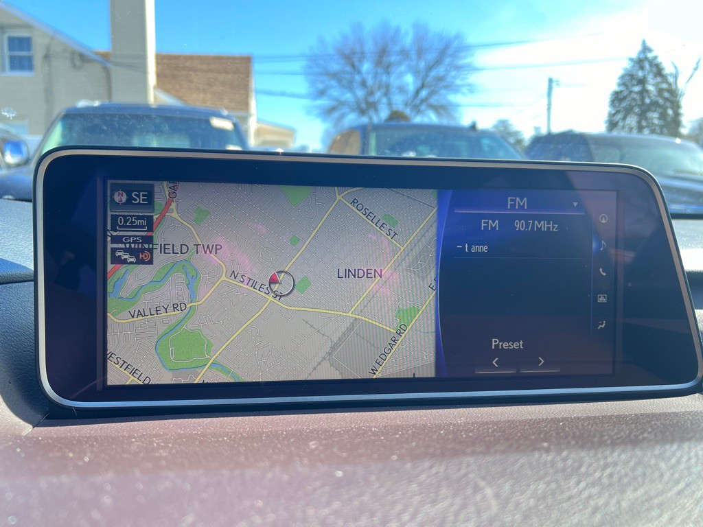 2016 Lexus RX Image 18