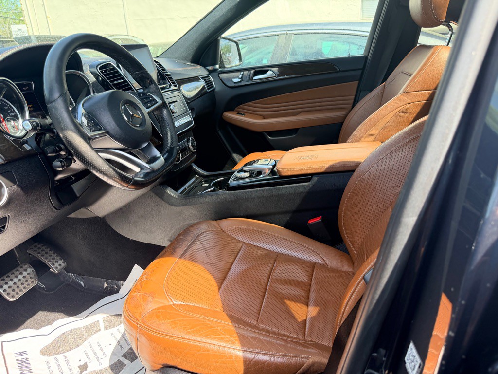 2016 Mercedes-Benz GLE-Class Image 10