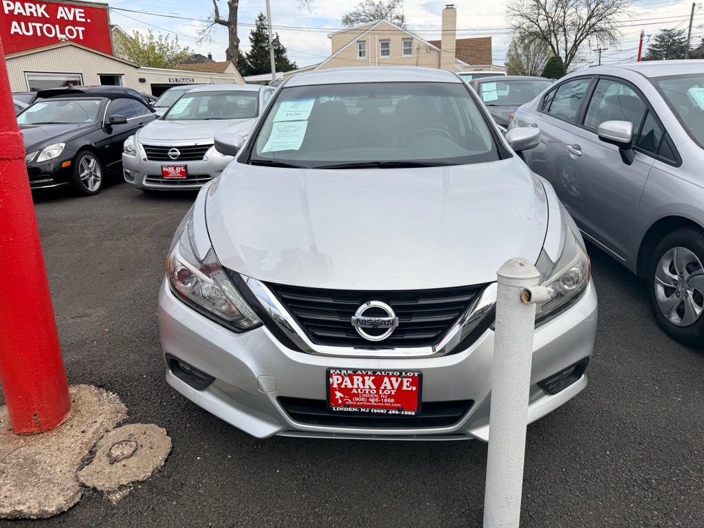 2016 Nissan Altima Image 1