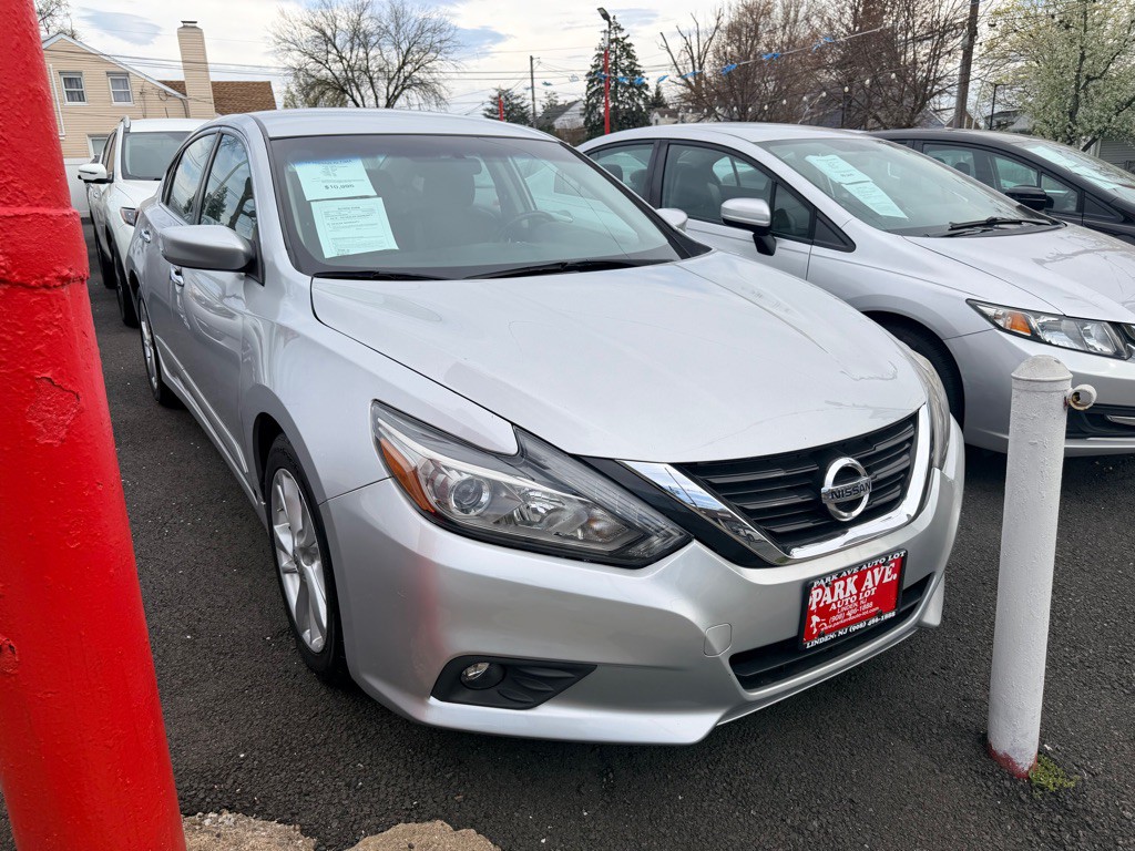 2016 Nissan Altima Image 3