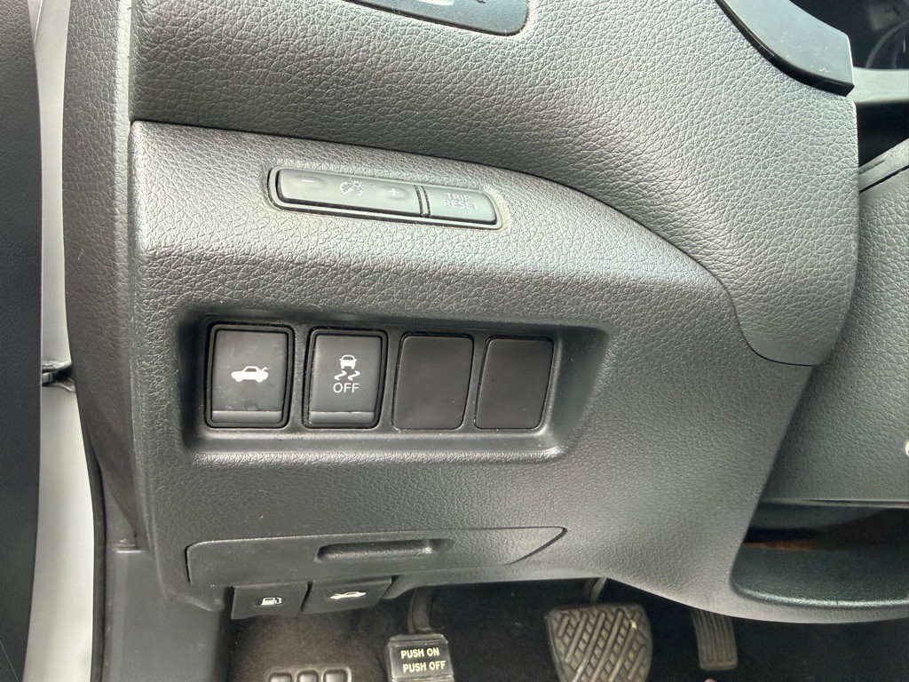 2016 Nissan Altima Image 11