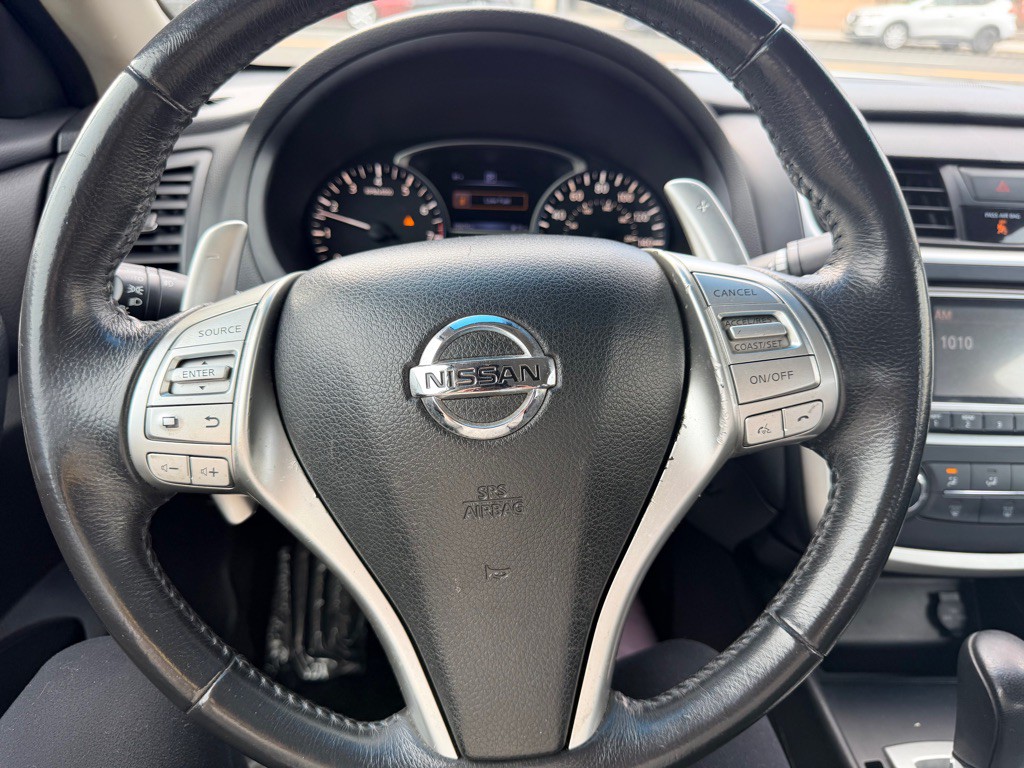 2016 Nissan Altima Image 14