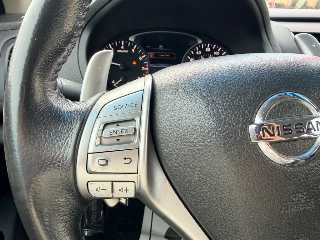 2016 Nissan Altima Image 15