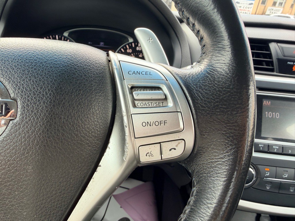 2016 Nissan Altima Image 16