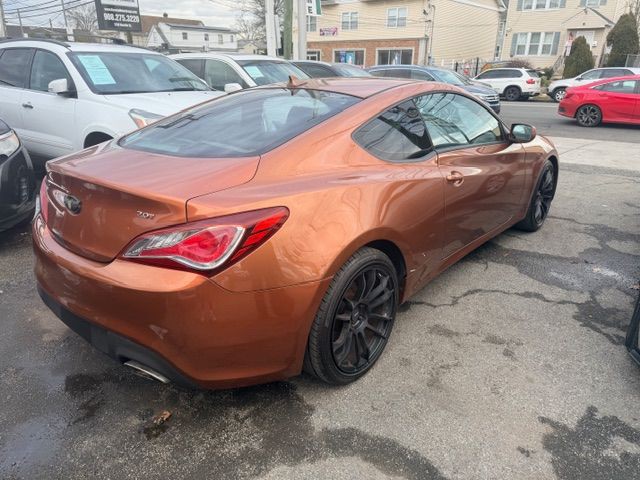 2013 Hyundai Genesis Image 5