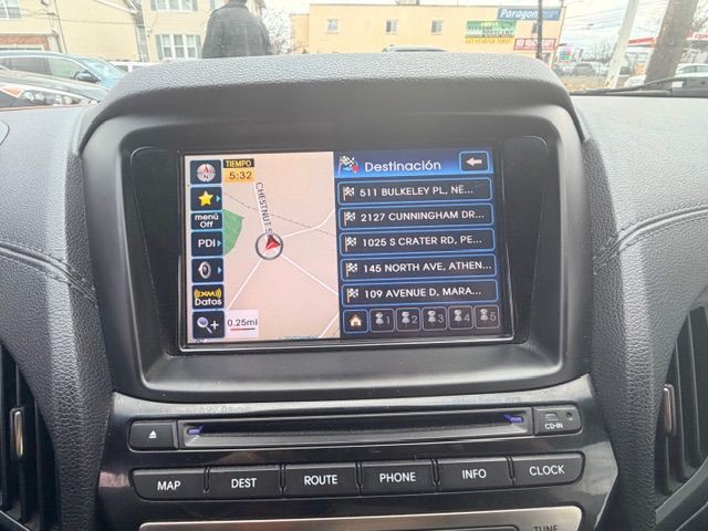 2013 Hyundai Genesis Image 13