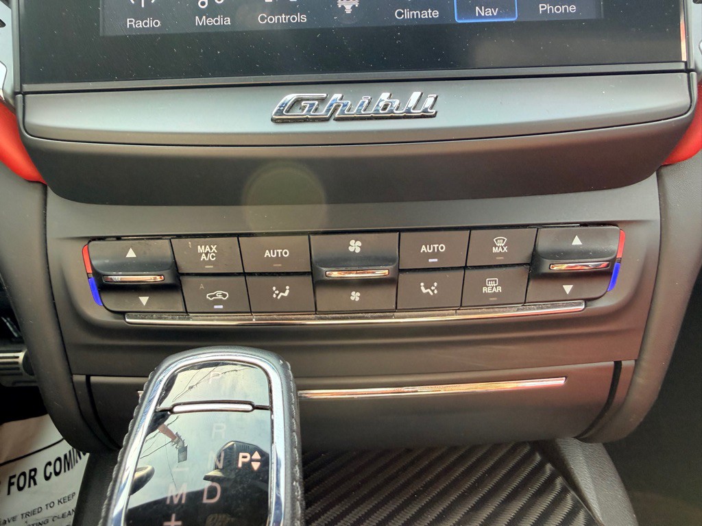2019 Maserati Ghibli Image 23