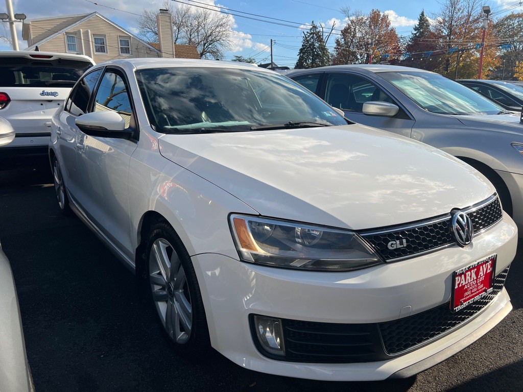 2014 Volkswagen Jetta Image 2