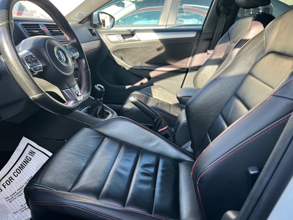 2014 Volkswagen Jetta Image 8