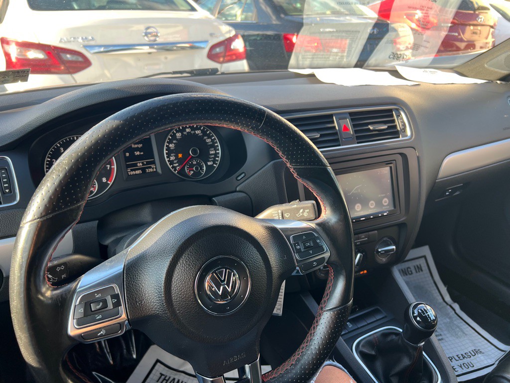 2014 Volkswagen Jetta Image 11