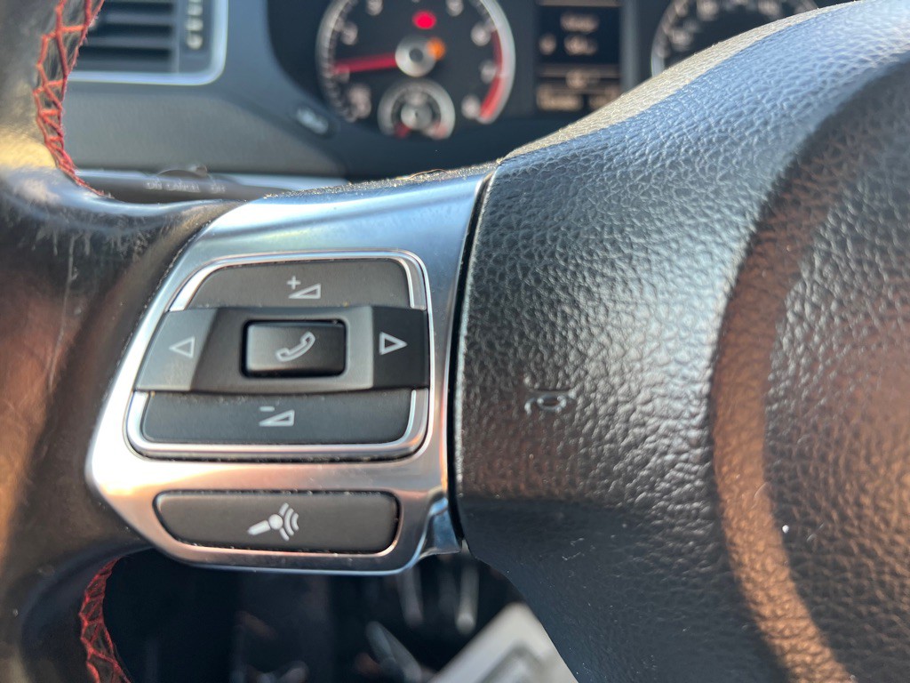 2014 Volkswagen Jetta Image 13