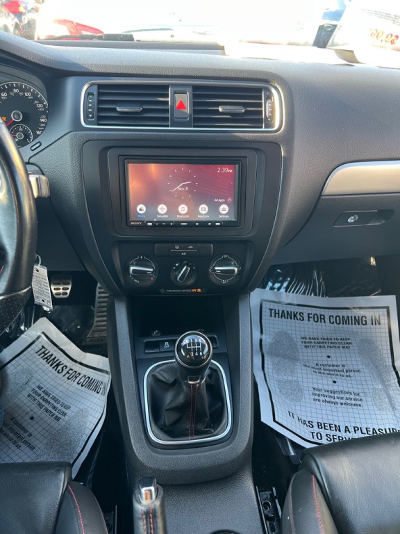 2014 Volkswagen Jetta Image 16