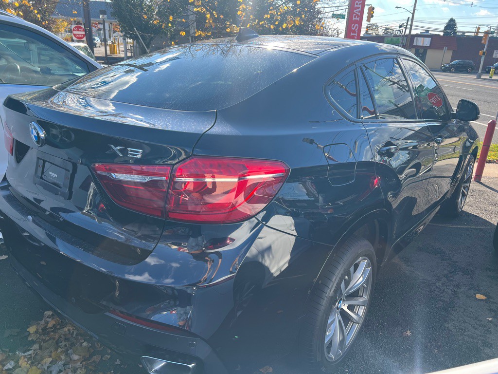 2016 BMW X6 Image 6