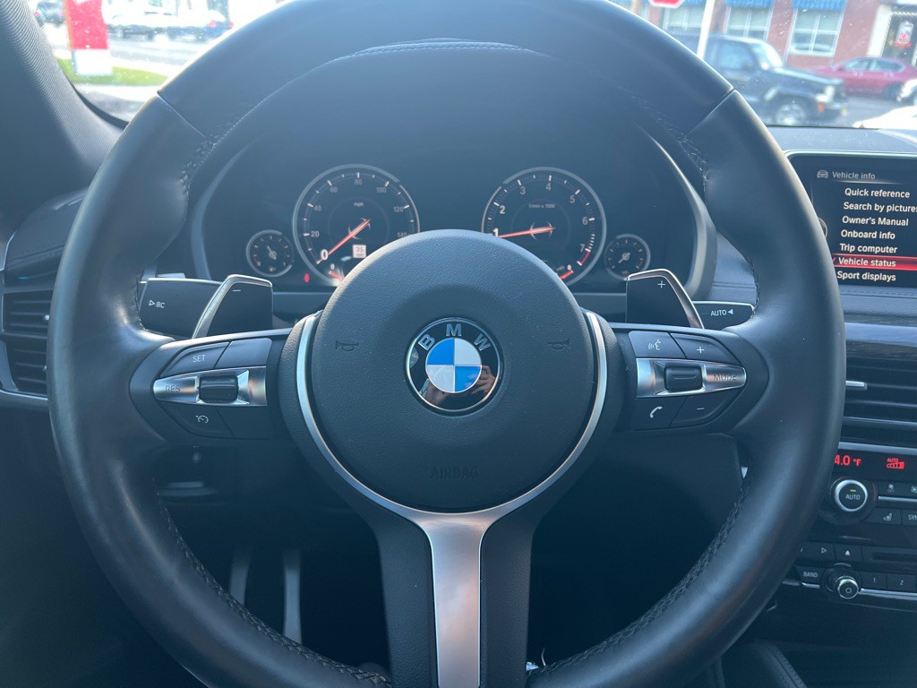 2016 BMW X6 Image 18