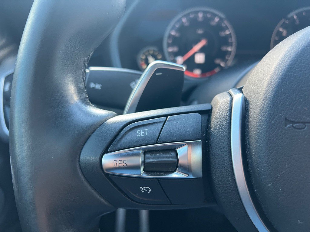 2016 BMW X6 Image 19