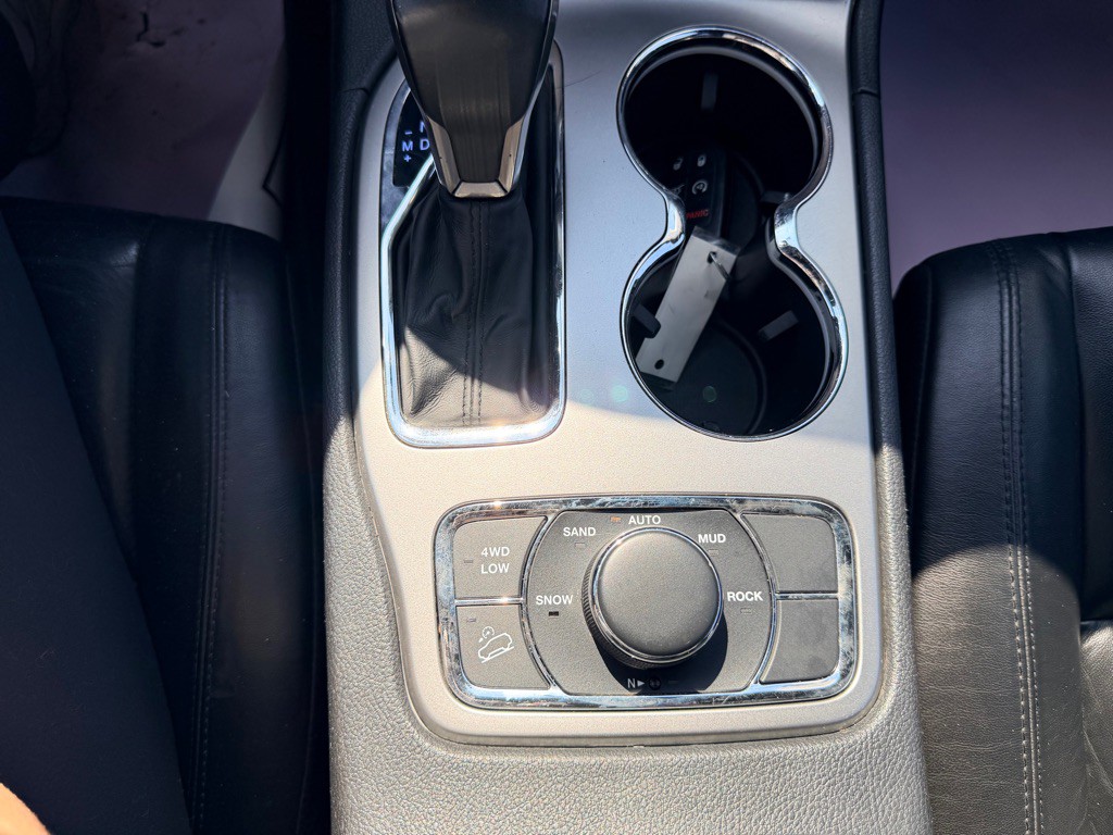 2018 Jeep Grand Cherokee Image 24