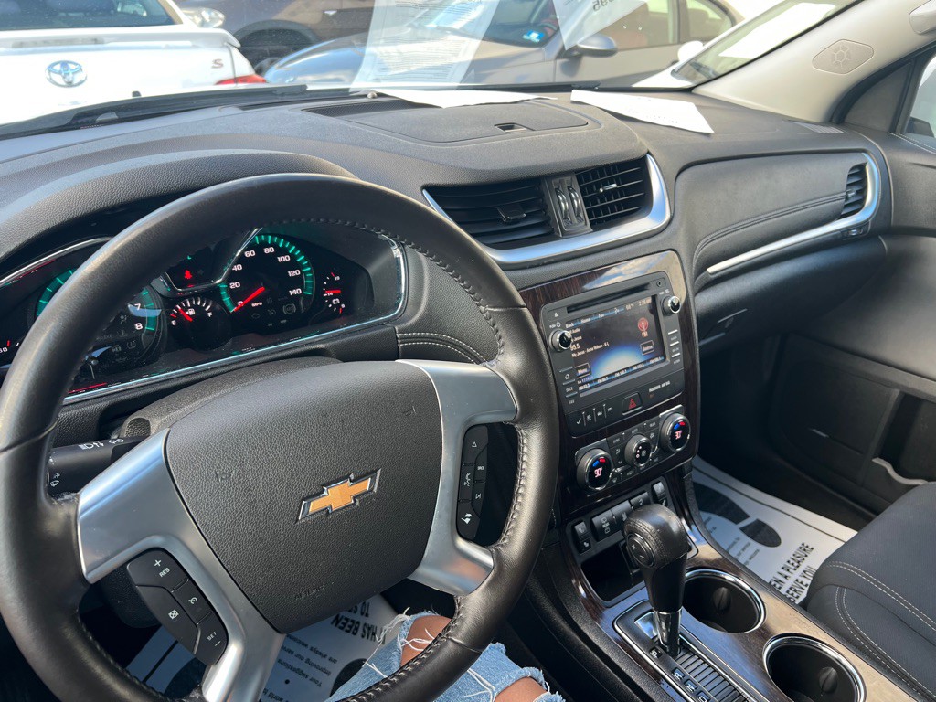 2016 Chevrolet Traverse Image 13