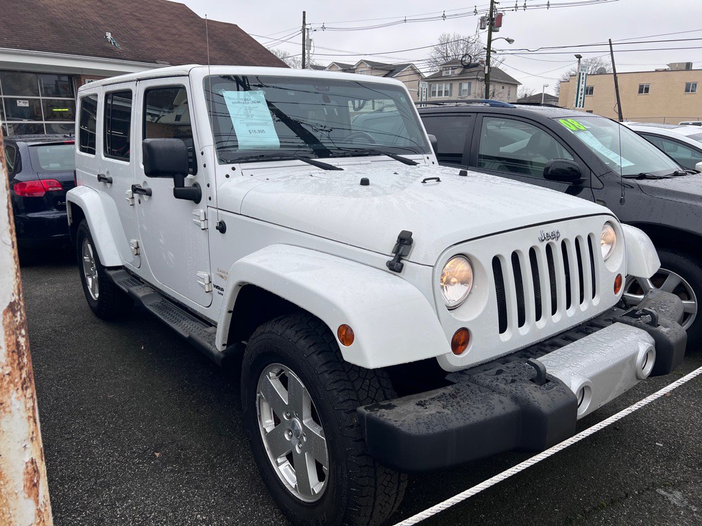 2011 Jeep Wrangler Unlimited Image 3