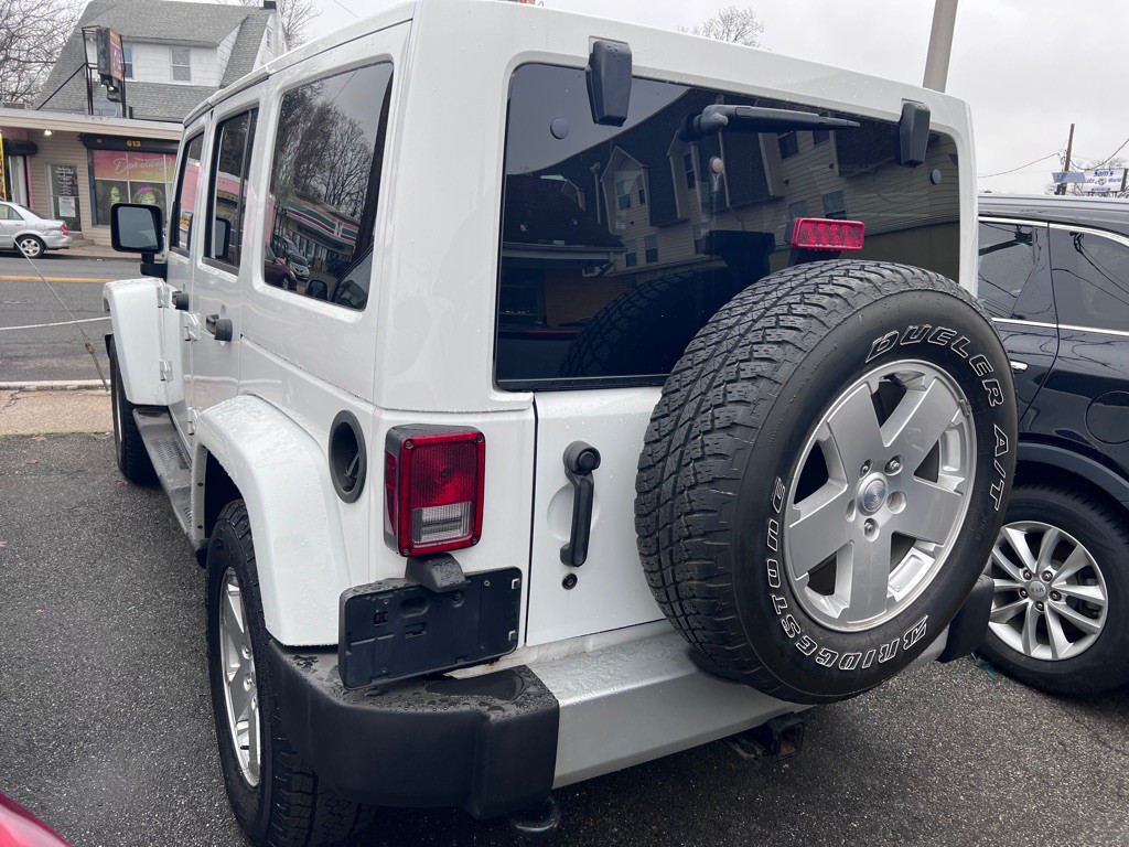 2011 Jeep Wrangler Unlimited Image 6