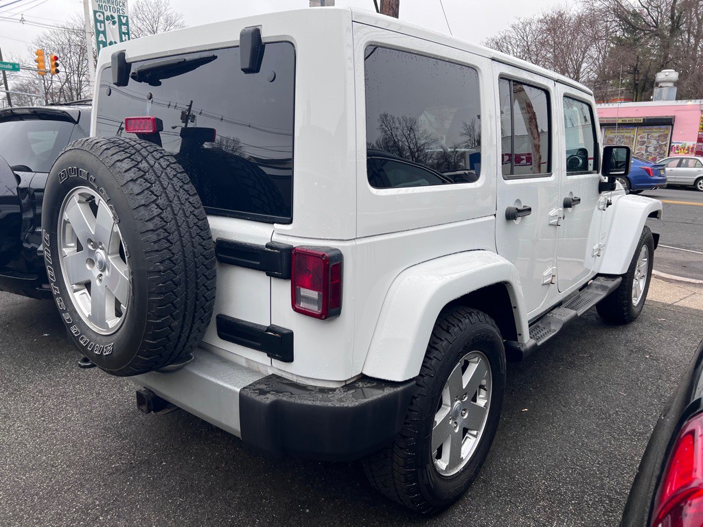 2011 Jeep Wrangler Unlimited Image 7