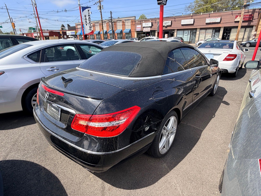 2012 Mercedes-Benz E-Class Image 5