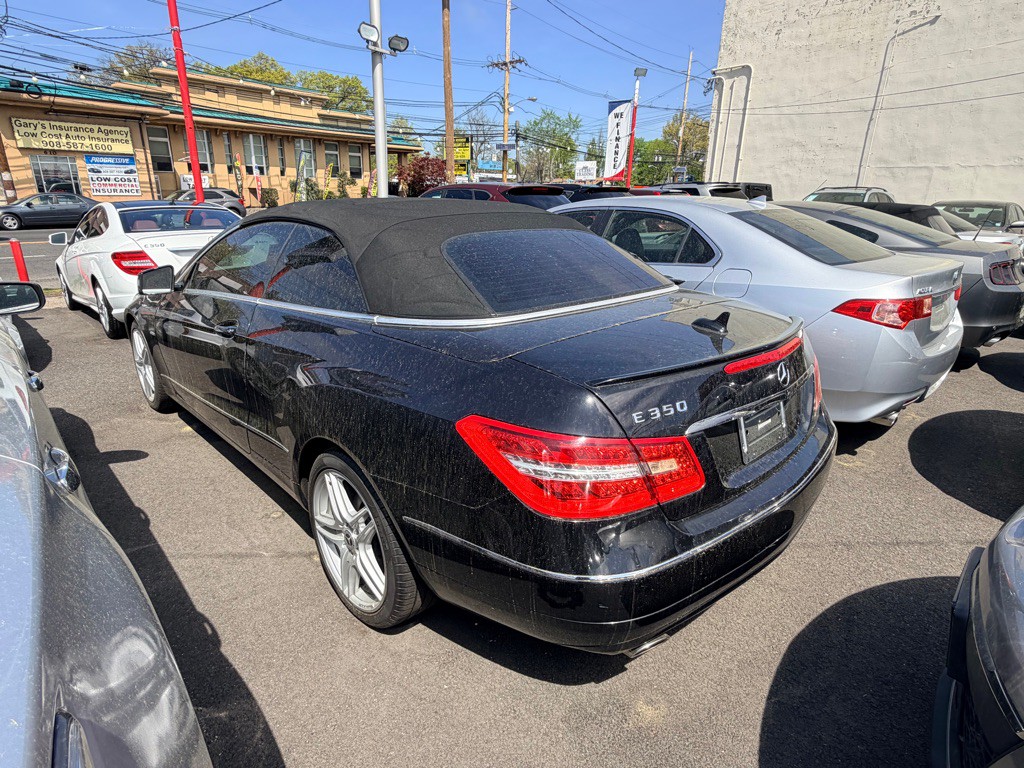 2012 Mercedes-Benz E-Class Image 6