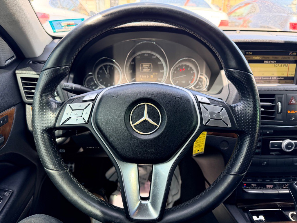 2012 Mercedes-Benz E-Class Image 15