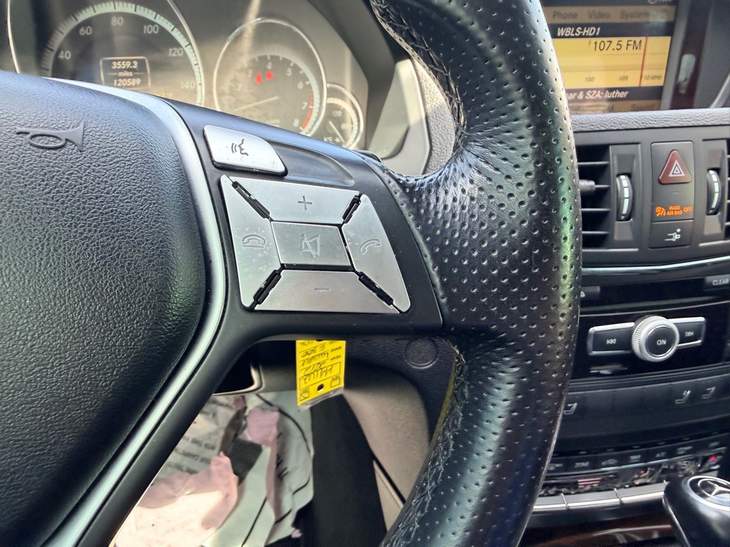 2012 Mercedes-Benz E-Class Image 17