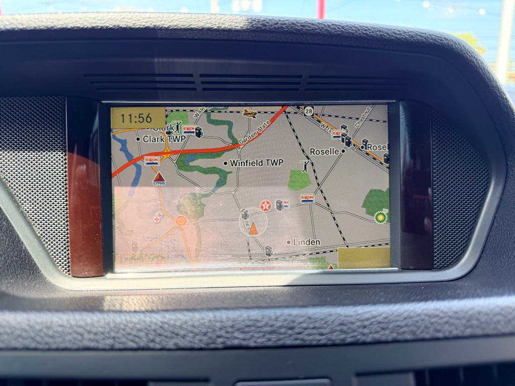 2012 Mercedes-Benz E-Class Image 20