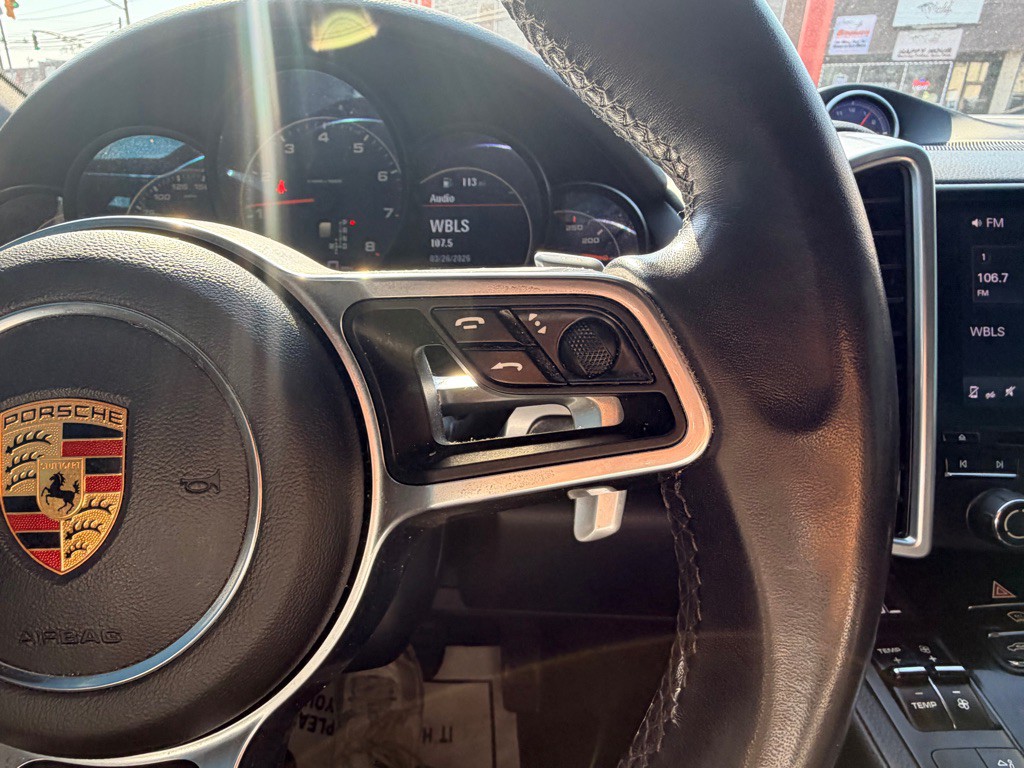 2018 Porsche Cayenne Image 18