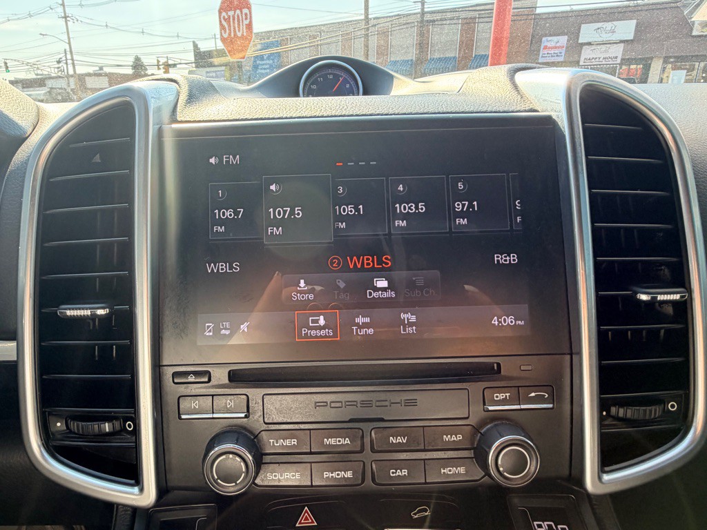 2018 Porsche Cayenne Image 20