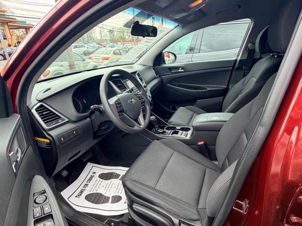 2017 Hyundai Tucson Image 8