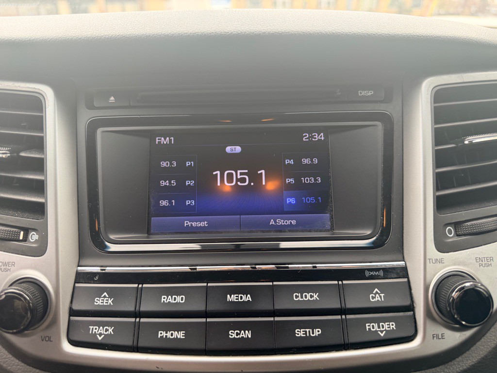 2017 Hyundai Tucson Image 16