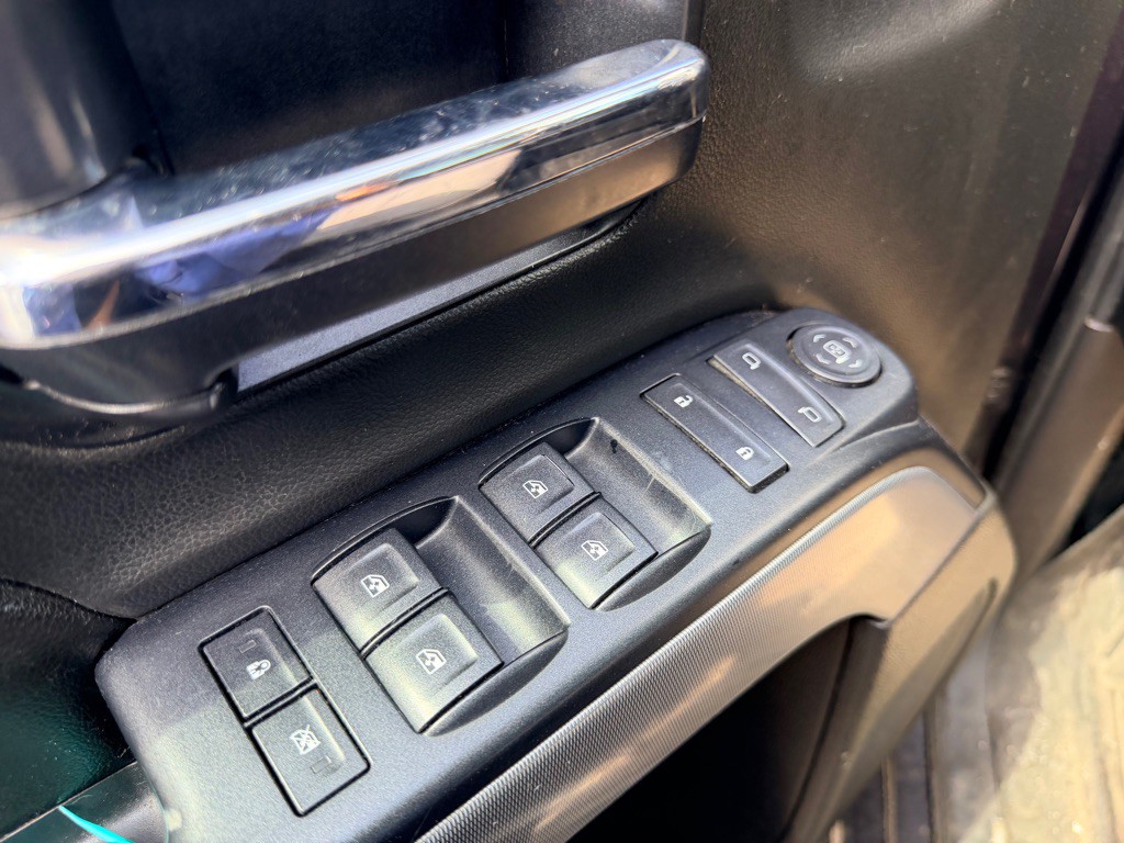 2016 Chevrolet Silverado 1500 Image 12