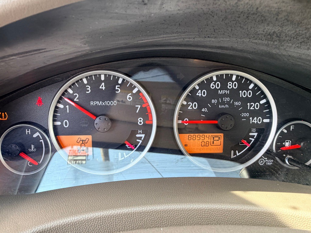 2011 Nissan Frontier Image 16