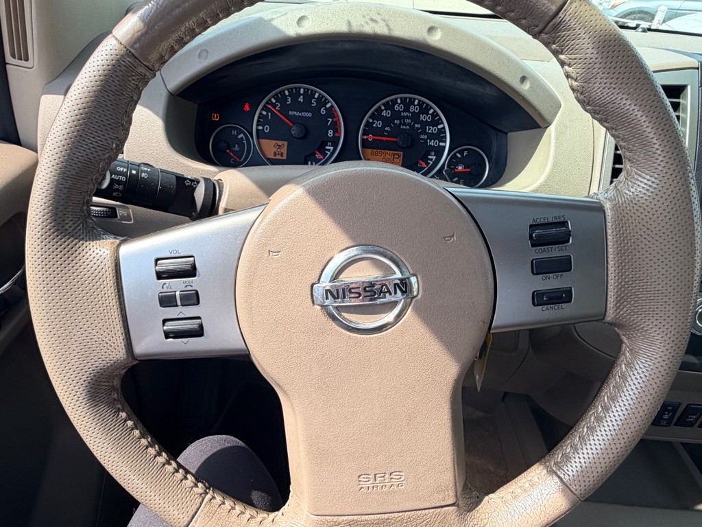 2011 Nissan Frontier Image 17