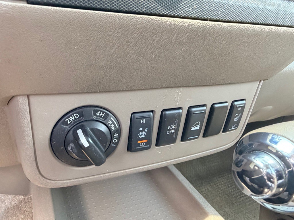 2011 Nissan Frontier Image 20